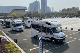 5万公里，半年穿越40国！温州退休夫妻开房车环游世界图片