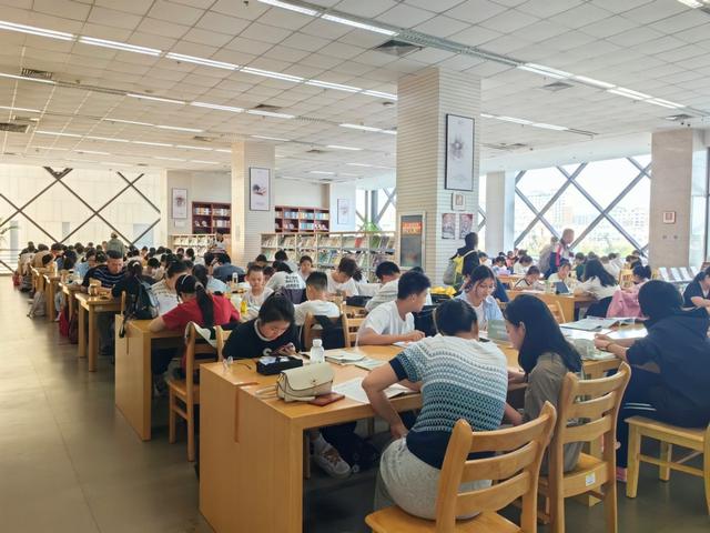 多彩滨州迎双节 文旅好礼乐不停│书香溢满城，悦读庆华诞——滨州市图书馆国庆假期活动精彩纷呈