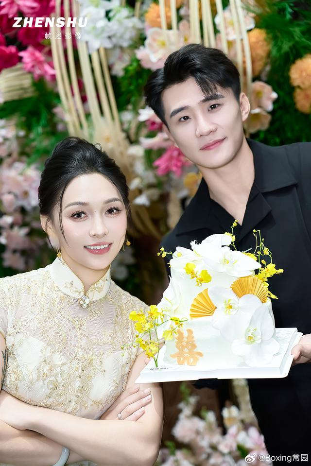 郎才女貌！中国又一位奥运冠军女神订婚，28岁喜迎事业爱情双丰收