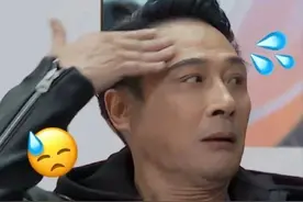 上海一女子购买近3万元足金手镯，一剪开全是银！警惕！“假黄金”也不怕火炼了图片