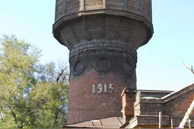 哈尔滨市香坊区三处老水塔成热门打卡地，最早一处建于1915年图片