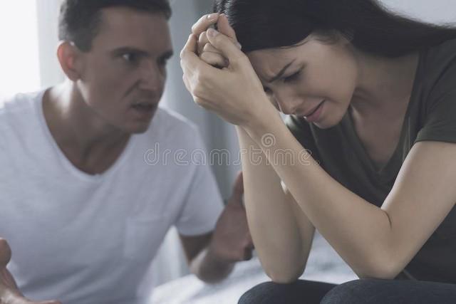 91年的暑假，我在表哥家，撞见表嫂和一个陌生男人的秘密