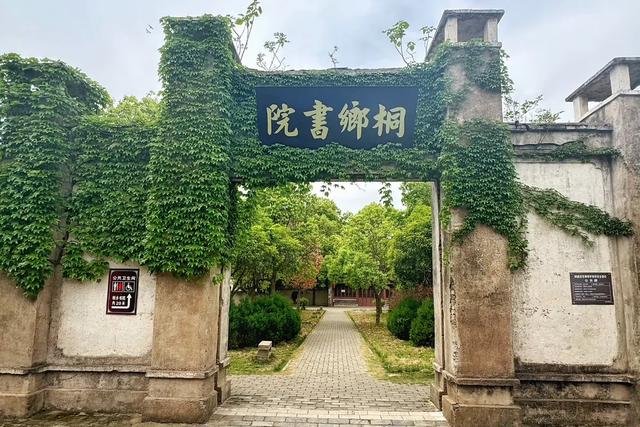 安徽藏了个1800年“第一古街”,藏着李鸿章钱庄和最深的车辙印!