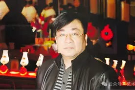 文艺界第一巨骗？地摊画签名挂入大会堂？枪手写作获奖无数？图片