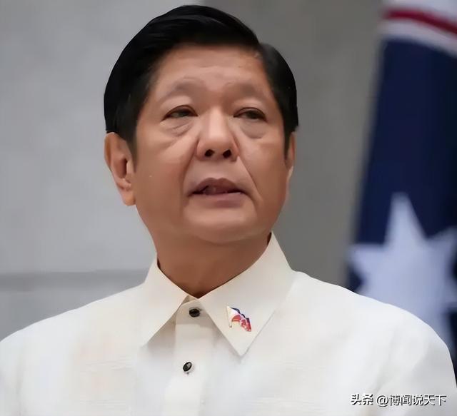 菲律宾海警飞机闯入我国黄岩岛领空	，结果被072登陆舰队锁定驱逐