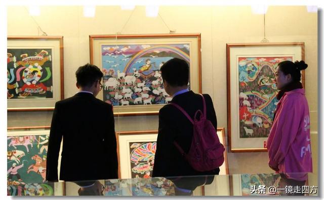 青海省博物馆里的青海非物质文化遗产展