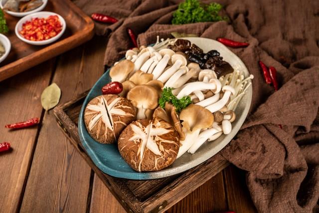 它是唯一含维生素D的蔬菜，又是“天然硒库”，老人孩子要常吃