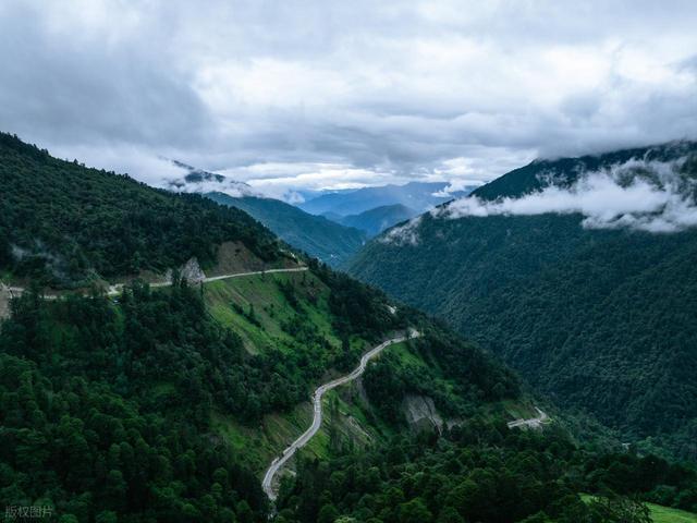 清明"黄金周"收官：出行半径超800公里，数据背后藏着什么信号