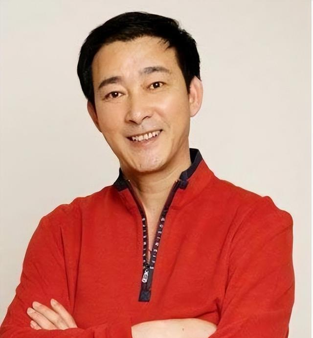 大家熟悉的他早已逝世，一天吃十几片止疼药，离世半年公众才知道