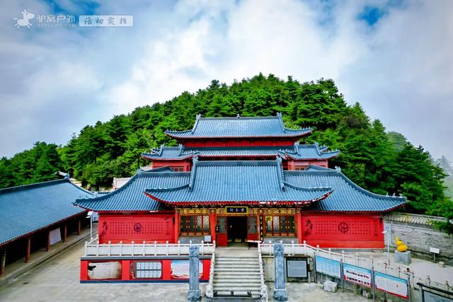 西安周边春季必爬8座山,最近1h直达,山间春色满,清明假期冲!