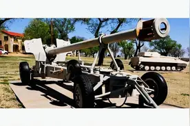 80年代国产装备大揭秘，从火箭手榴弹到鹰潭护卫舰，盘点8款曾让人惊艳却转瞬消失的国产装备图片