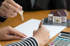 房子过户给子女，“在世办理”和“过世办理”，哪一种更省钱？图片