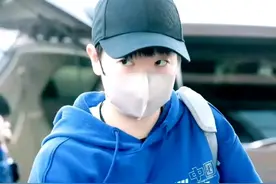 王励勤被冲击，莎头回京坐经济舱，粉丝：莎莎坐经济舱不合适图片