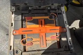 电动车换一组耐用的石墨烯电池多少钱？跑多少公里？告诉你答案图片