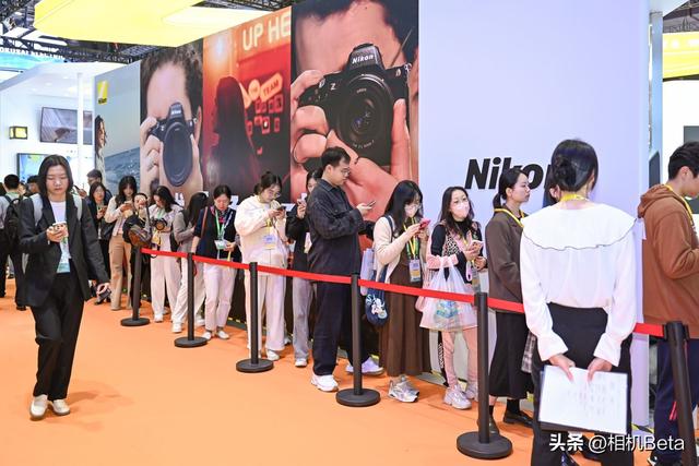 2025进博会：尼康光学匠心演绎“生活中的尼康”