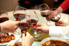 宴会祝酒词开场白台词（3篇范文和5条一句话台词）图片