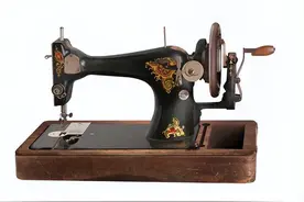 说出来你可能不信！八十年代的缝纫机，现在值多少钱？图片