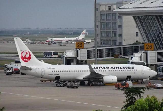 中日2200个航班被叫停，高市早苗未料到	，中国尚有后续举措