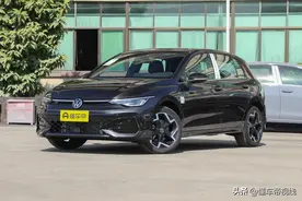 新车丨售15.69万元/配置调整，新款大众高尔夫300TSI R-Line上市图片