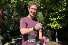 扎克伯格膝盖术后再跑步，看富豪们都穿什么跑鞋？图片