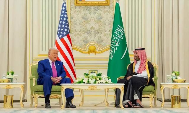 特朗普下令，真正的较量开始，美国选好主战场	，要与中国一决高下