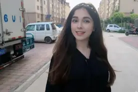 我，非洲姑娘嫁河南农村，老乡们以为我是小黑妹，不料我是白富美图片