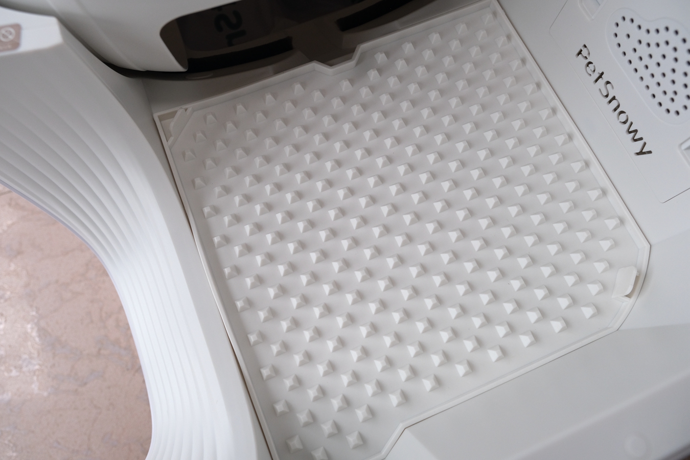 除臭防臭更到位,糯雪智能全自动猫砂盆,造福小主子