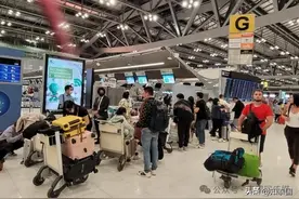 大批中国游客被卡在泰国机场无法入境？真相来了！图片