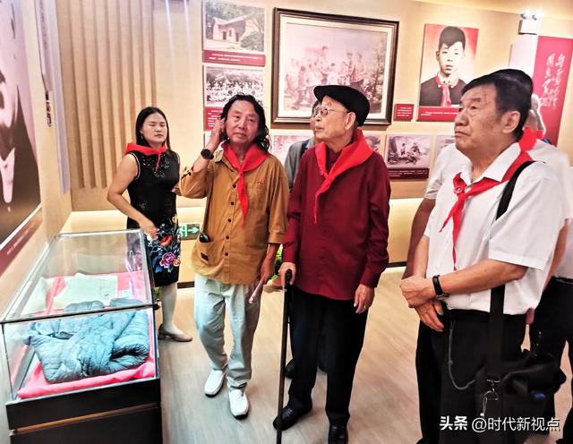 时代新视点 ‖ 唐虎随笔 : 写在安徽雷锋文化展览馆开馆之际