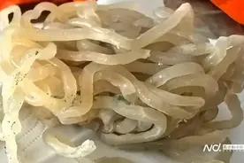 一超市所有门店，全部下架！深圳顾客吃之前发现霉斑！网红品牌多地被曝图片