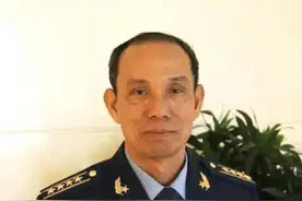 1989年，台湾飞行员驾机回归大陆，娶主持人为妻，如今生活美满图片