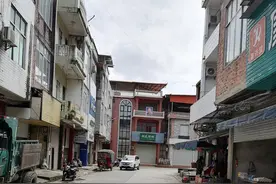 广西崇左市大新县又一个人口流失严重的小乡，与南宁市隆安县接壤图片