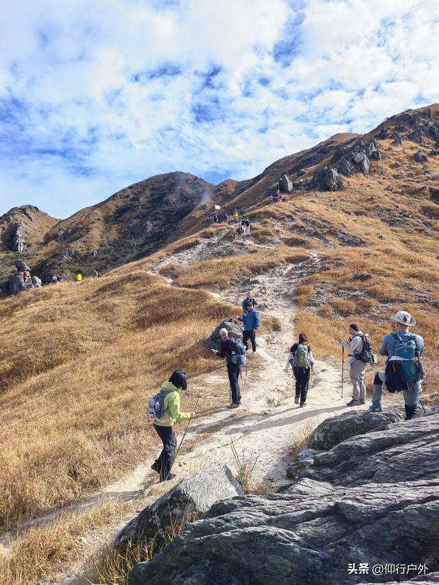 河源黄牛石象鼻石徒步穿越