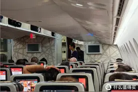 坐飞机不知道怎么选座？经济舱，这么选座位，最舒服！图片