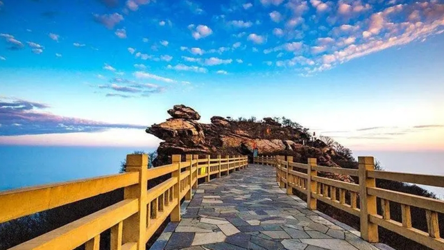 以海州为居住点，三天旅行路线规划