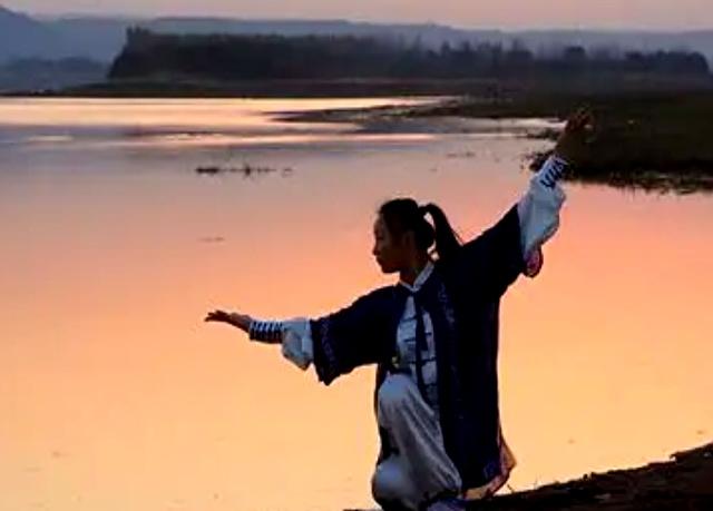 提醒：千万注意	，公园练太极拳的这一种人！