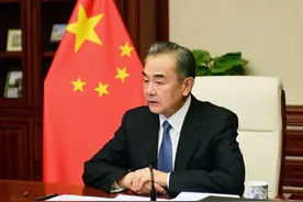 印度请中国当和事佬，印巴达成停火协议，但王毅外长忠告必须落实图片