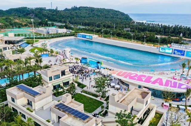 这个冬天去万宁日月湾，在浪尖拥抱阳光享受美好