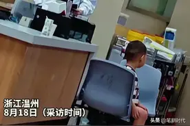 2岁孩童静静坐在妈妈遗体旁，现场排泄物满身，还有比这更残酷？图片