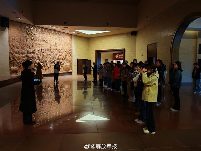 红星照耀中国丨带你打卡延安鲁迅艺术文学院旧址