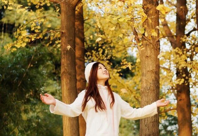 我退休8年，不断地旅游试错，发现：人老之后这样旅行更舒服自在