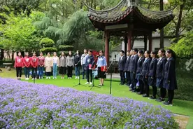 今天，“宁宁”走进复旦中学……【看“宁”的】图片