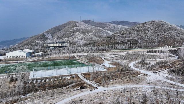 崇礼雾凇美如画