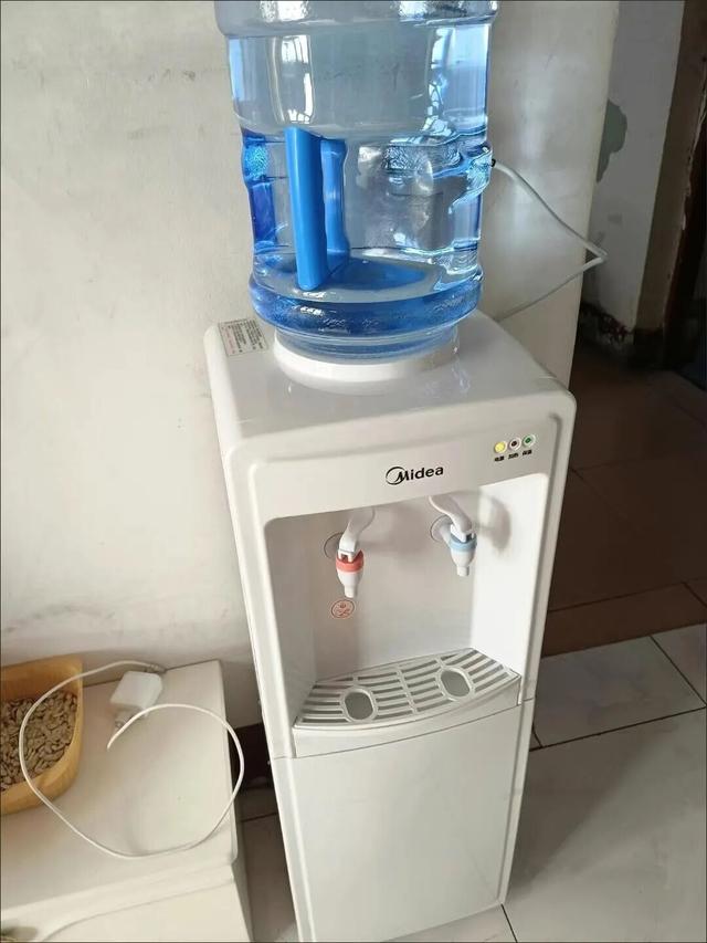 “突然消失”的5种家电，跟不上时代，别说卖了，白送都没人要！