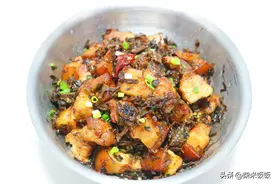 年底了，这个菜可以多蒸一点，想吃随时热，越热越香图片