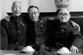 王士苹:先夫鹿钟麟的一生图片