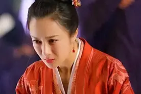 她曾是古装第一美人，被狗咬毁容后，如今40岁靠演坏女人翻身图片