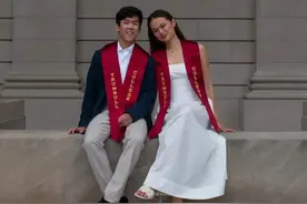 邓文迪大女儿耶鲁大学毕业！一双凉鞋 7800 ，笑容甜美，新男友曝光图片