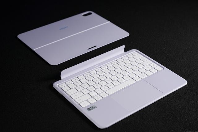 OPPO Pad 5柔光版图赏：旗舰平板也可以很年轻
