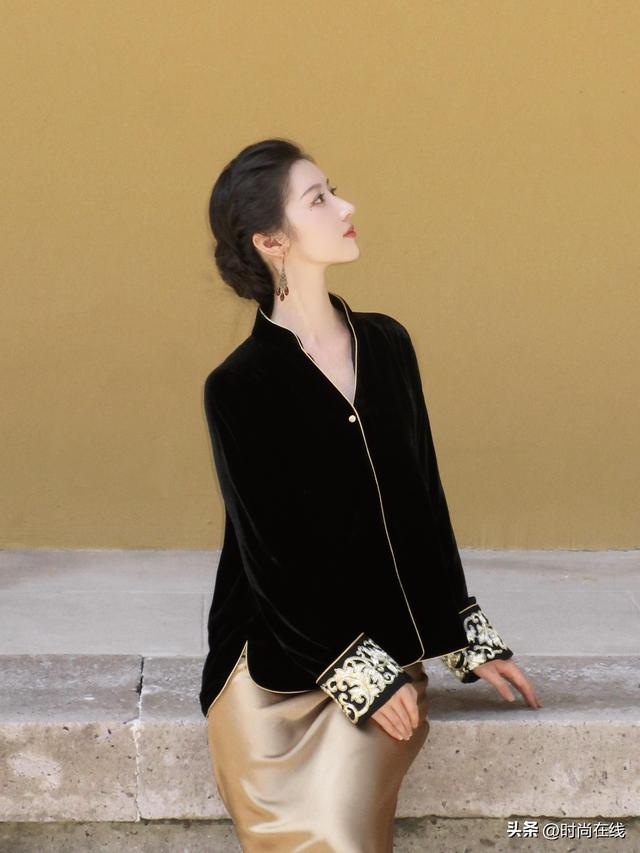 青海一校花，青春靓丽，五官精致	，身材高挑，太迷人了！